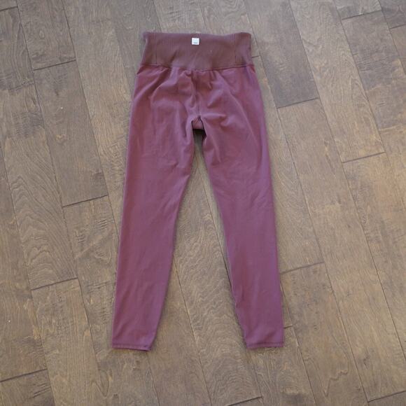 Vuori Yoga Leggings Women's Ribbed Terracotta Mauve High Waisted Athletic Fit - Picture 2 of 8